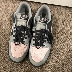 Men’s Nike dunks US size 11 brand new with original box